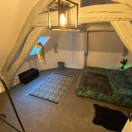 Super Appartement T3 Proche Gare Sens Exterior foto