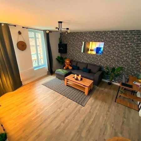 Super Appartement T3 Proche Gare Sens Exterior foto